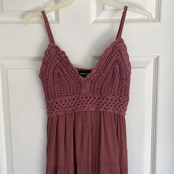 Dusty Rose Crochet detail dress Small - Picture 3 of 5
